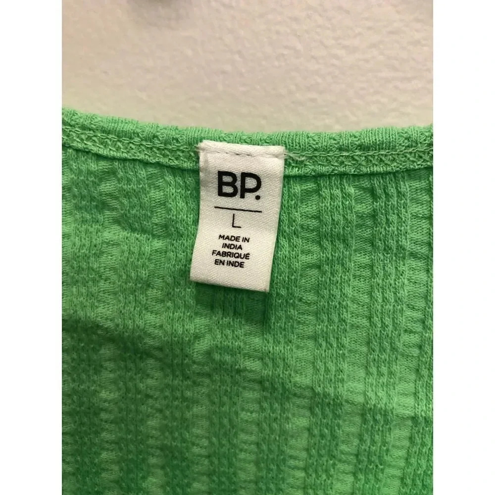 BP Green Crop Top - Picture 5 of 6